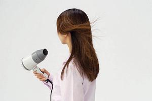 「高品質な社員証ケースの選び方とおすすめカードホルダー10選」